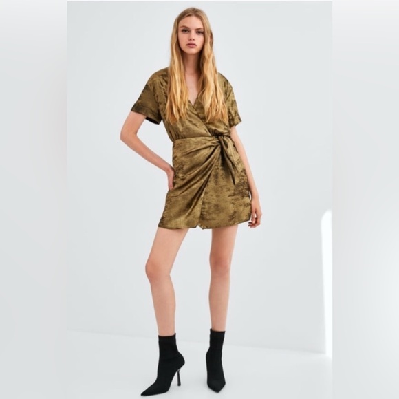 Zara Dresses & Skirts - Zara TRF Collection Gold Metallic Wrap Dress Womens Size XS Short Sleeve
